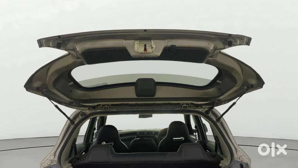 Mahindra Kuv100 Nxt 1.2 K4 Plus Petrol 6 Str, 2017, Petrol