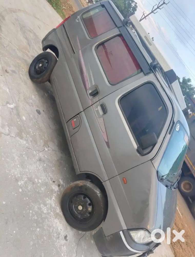 Maruti Suzuki Eeco 2013 Petrol 65000 Km Driven
