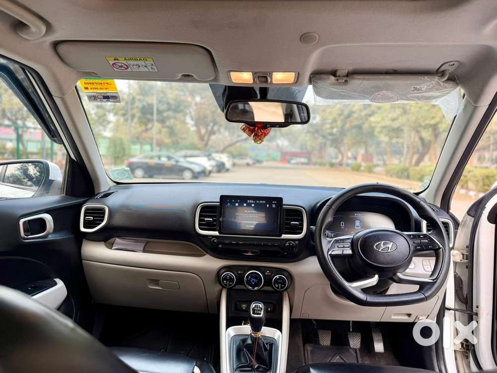 Hyundai Venue Sx (o) Mt 1.5 Diesel, 2024, Diesel