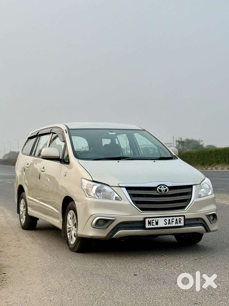 Toyota Innova 2.5 G (diesel) 8 Seater, 2015, Diesel