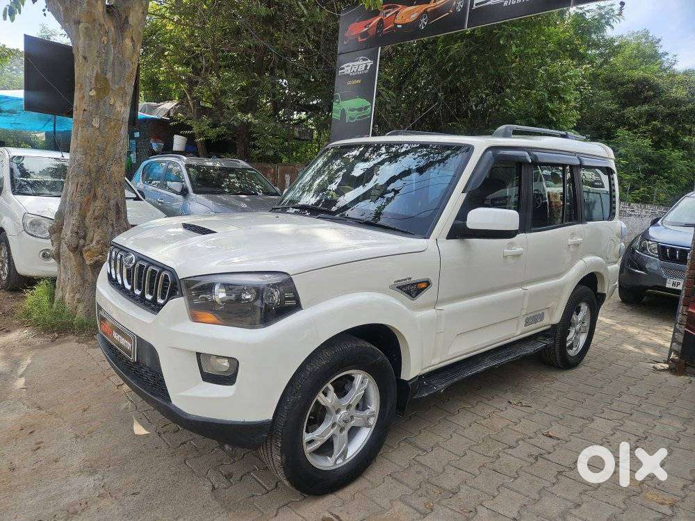 Mahindra Scorpio S10, 2015, Diesel