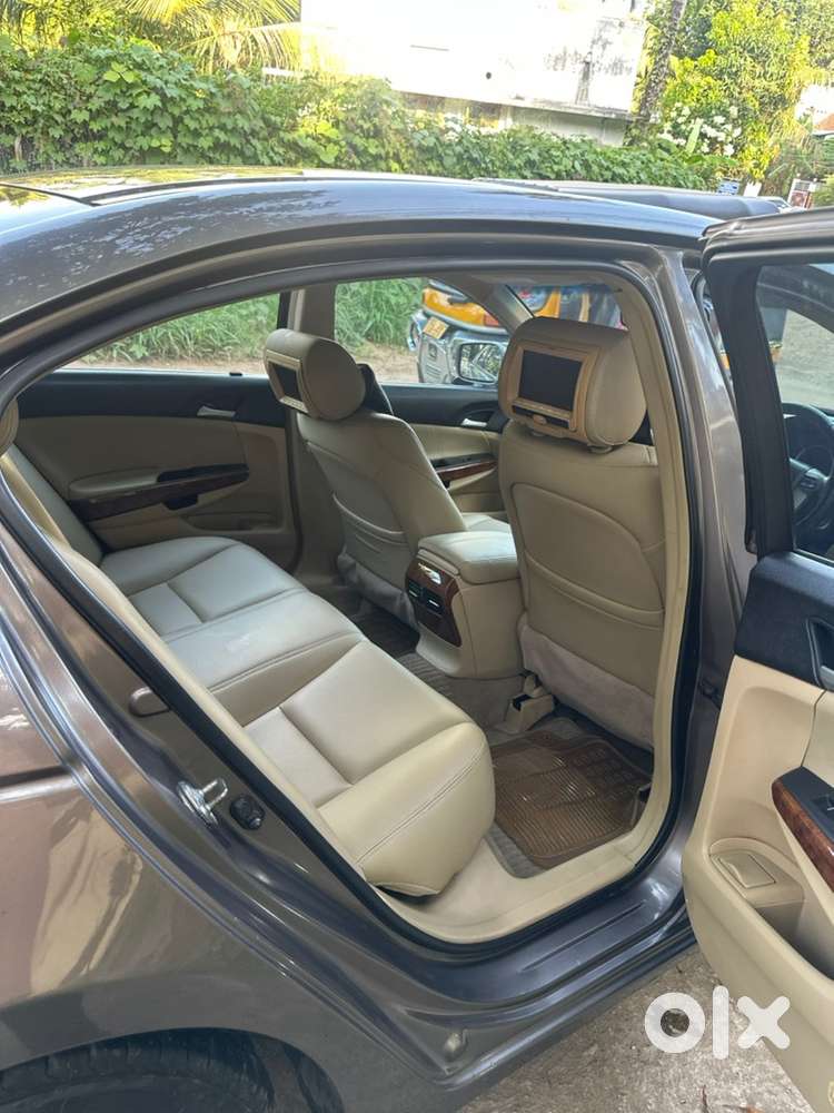 Honda Accord 2.4 Petrol 2014 Showroom Condition