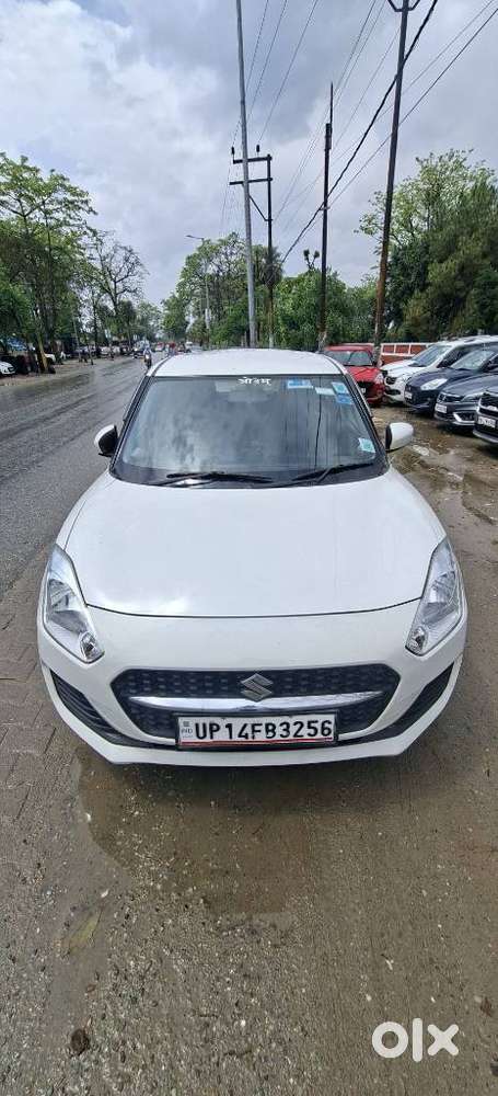 Maruti Suzuki Swift Vxi + Manual, 2022, Petrol