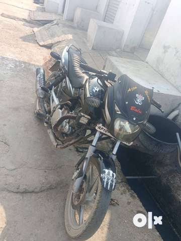 Old pulsar best sale 150 olx