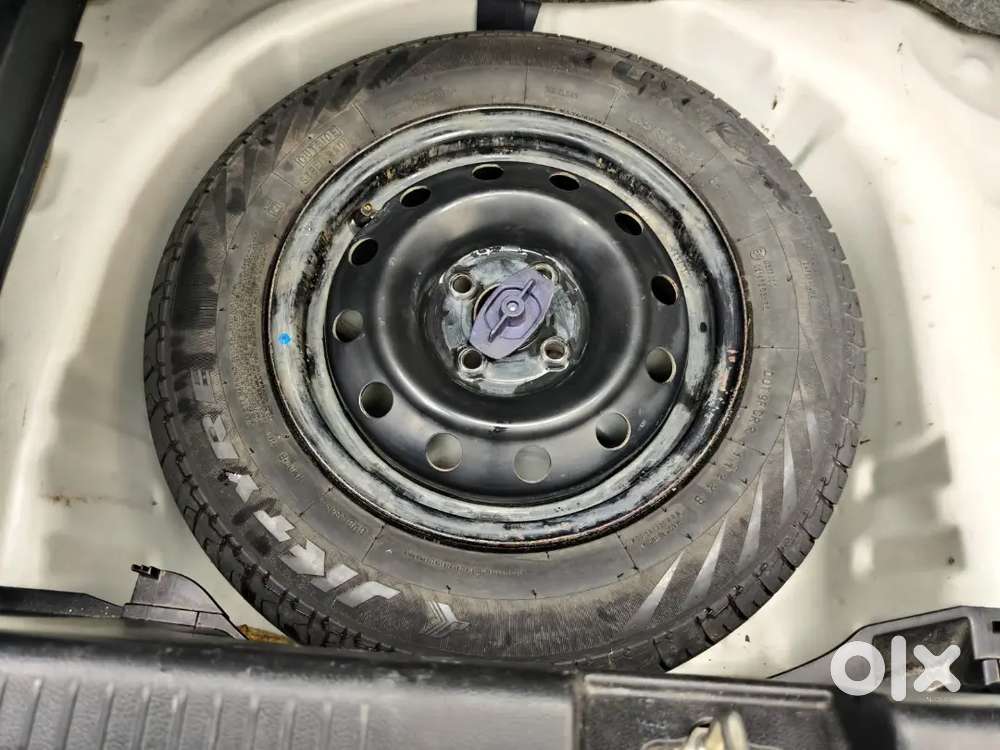 Maruti Suzuki Swift 2023 Petrol Manual