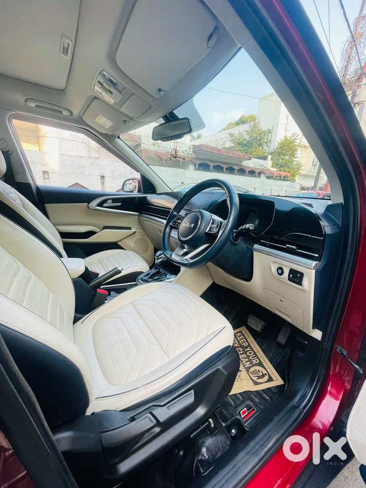 Kia Carens 1.5 Luxury Plus Diesel At 7 Str, 2023, Diesel