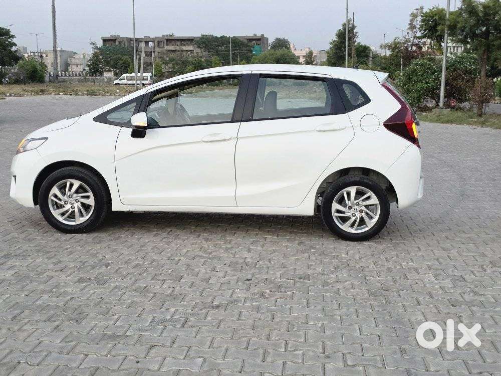 Honda Jazz V Automatic, 2018, Petrol