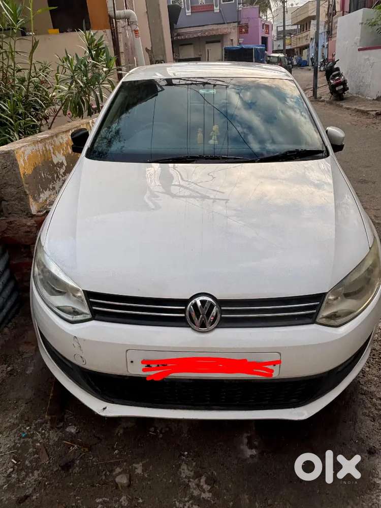 Volkswagen Polo Petrol 2011