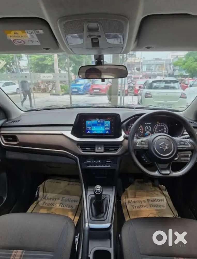 Loking 7 Seater Car So I Want To Change My Car