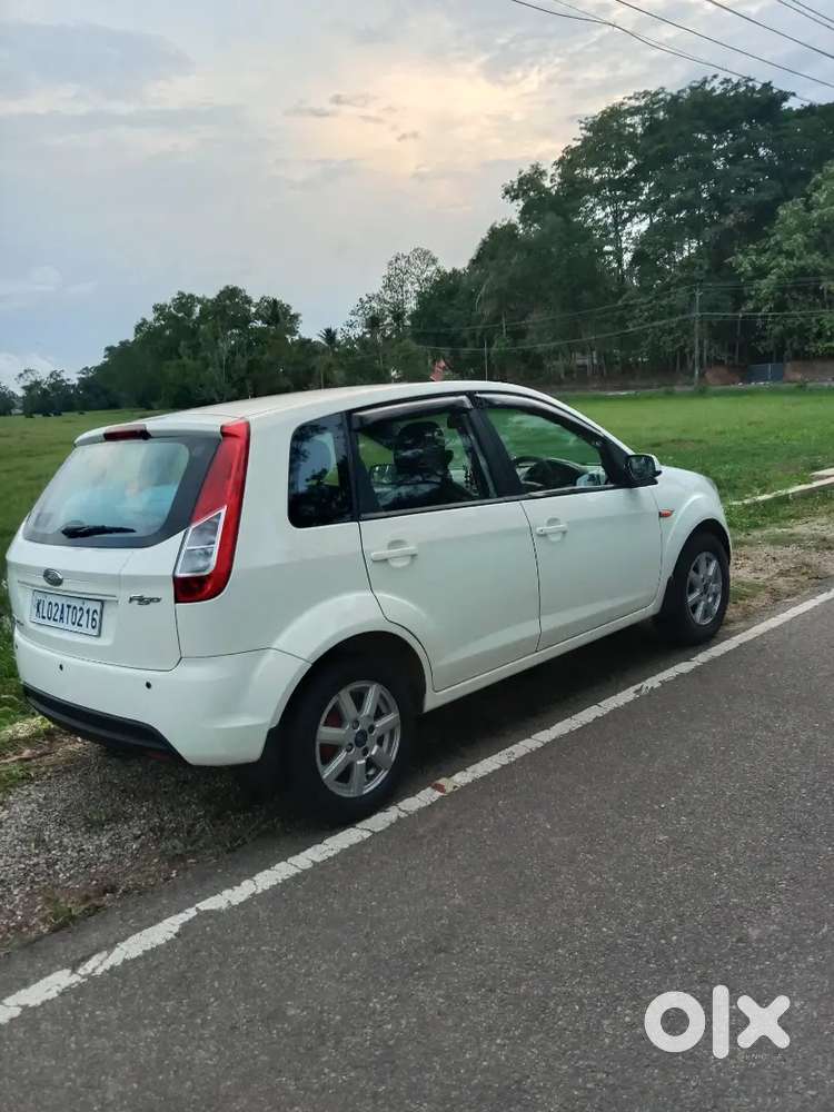 High Quality Vehicle. No Replacement. Low Kilometre.