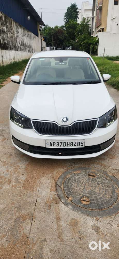 Skoda Rapid 1.5 Tdi Ambition, 2018, Diesel
