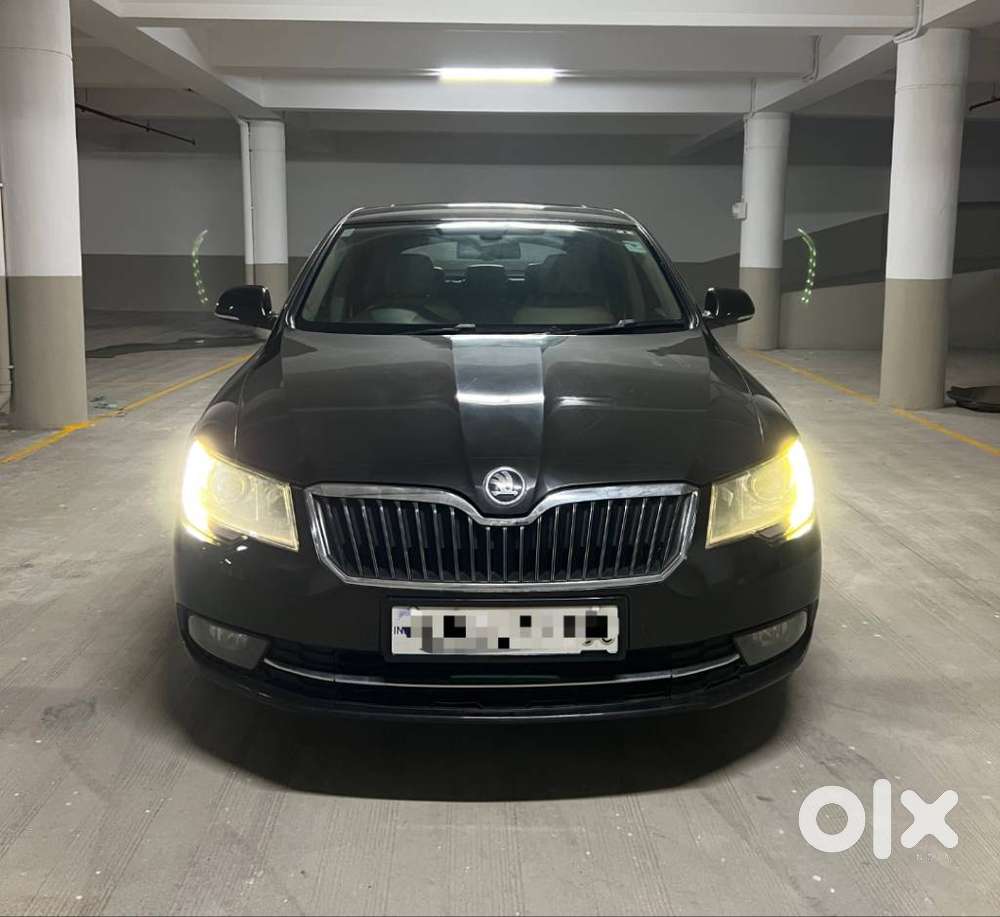 Skoda Superb 2.5 Elegance Tdi At, 2015, Diesel