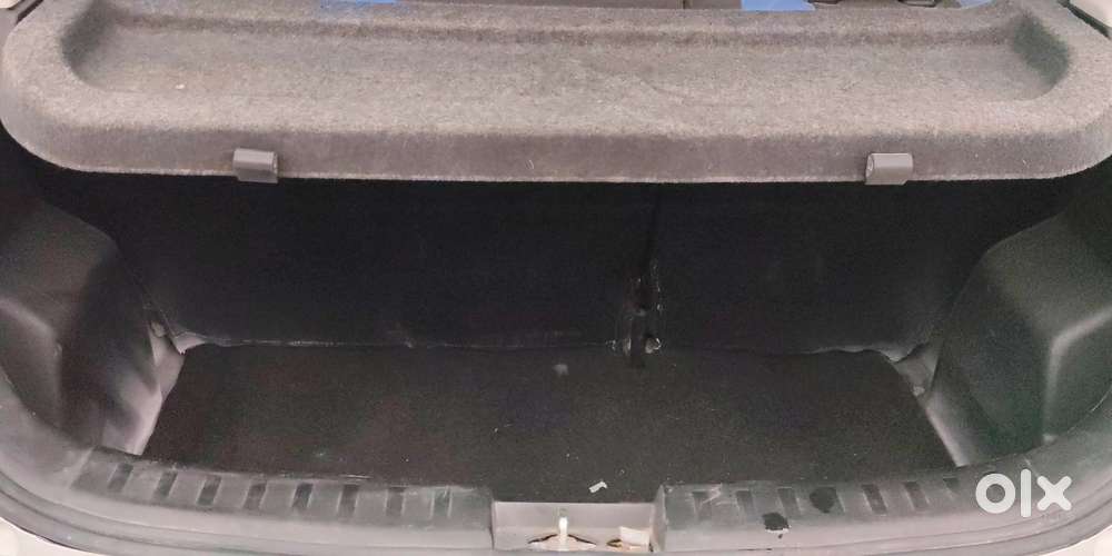 Maruti Suzuki Swift Vxi, 2015, Petrol