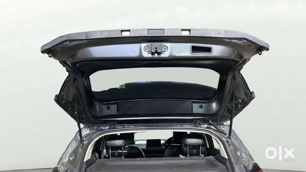 Tata Nexon Smart 1.2 Revotron Petrol 5 Mt, 2024, Petrol