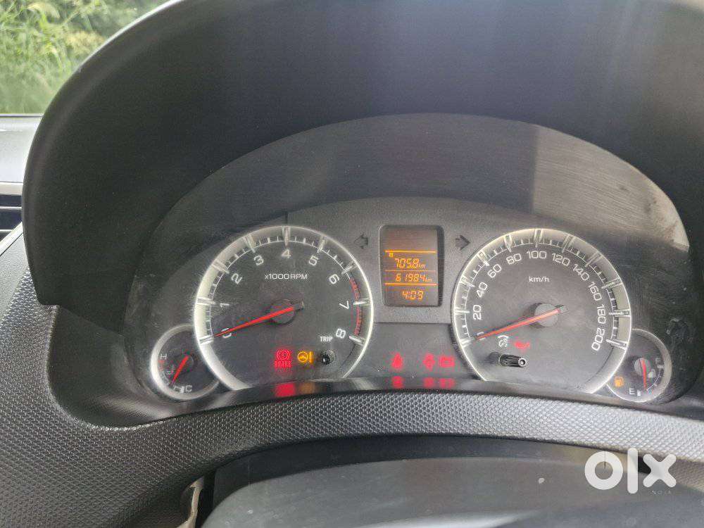 Maruti Suzuki Dzire 1.2 Vxi Cng, 2017, Cng & Hybrids