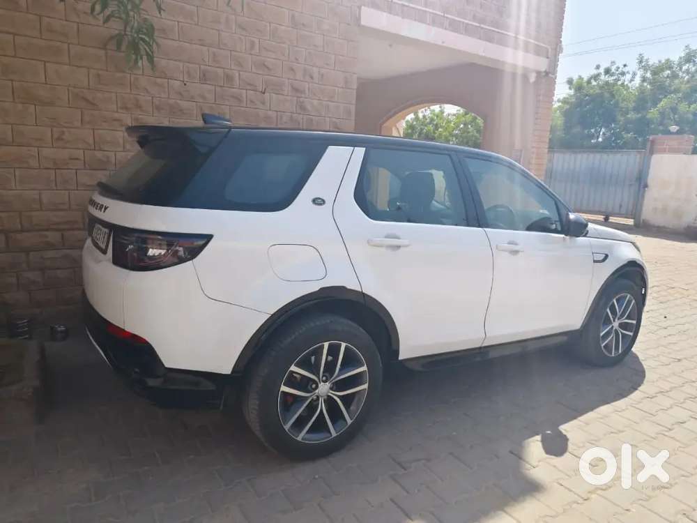 Land Rover Discovery Sport 2024 Petrol Well Maintained