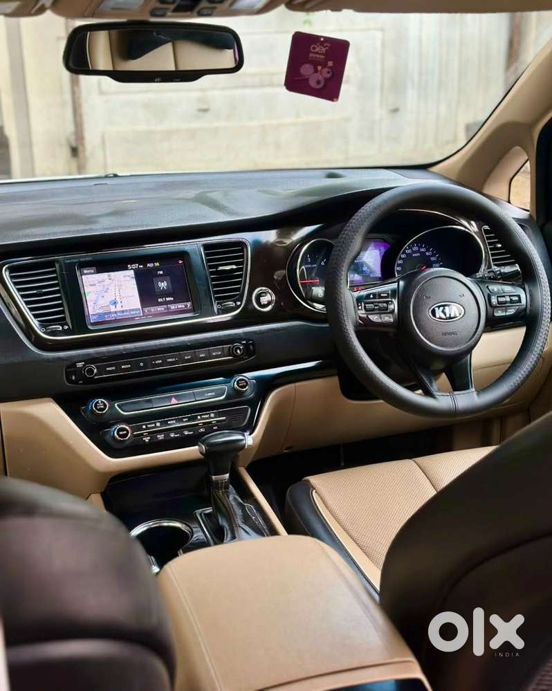 Kia Carnival Limousine Plus 7 Str, 2021, Diesel