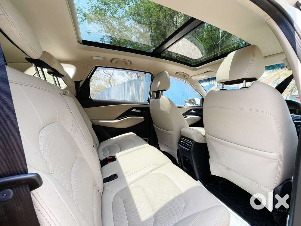 Mg Hector Sharp Pro 1.5 Turbo Cvt Dual Tone, 2023, Petrol