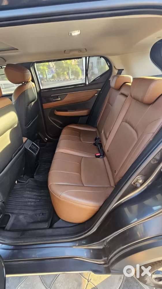Honda Elevate Zx Cvt, 2024, Petrol
