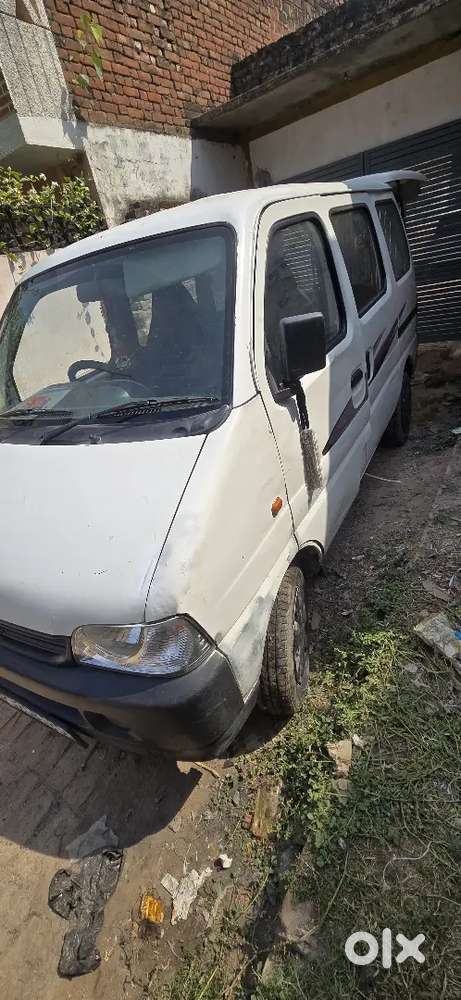 Maruti Suzuki Eeco 2015 Petrol 73000 Km Driven With Lpg Fit