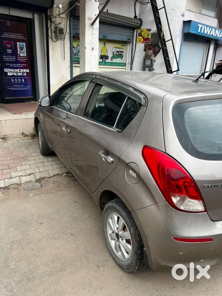 Hyundai I20 Sportz Petrol 2013