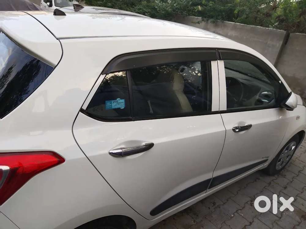 Hyundai Grand I10 2014 Diesel 80500 Km Driven