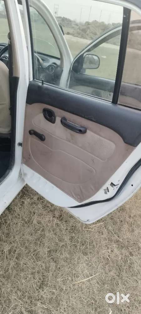 Hyundai Santro Xing 2012