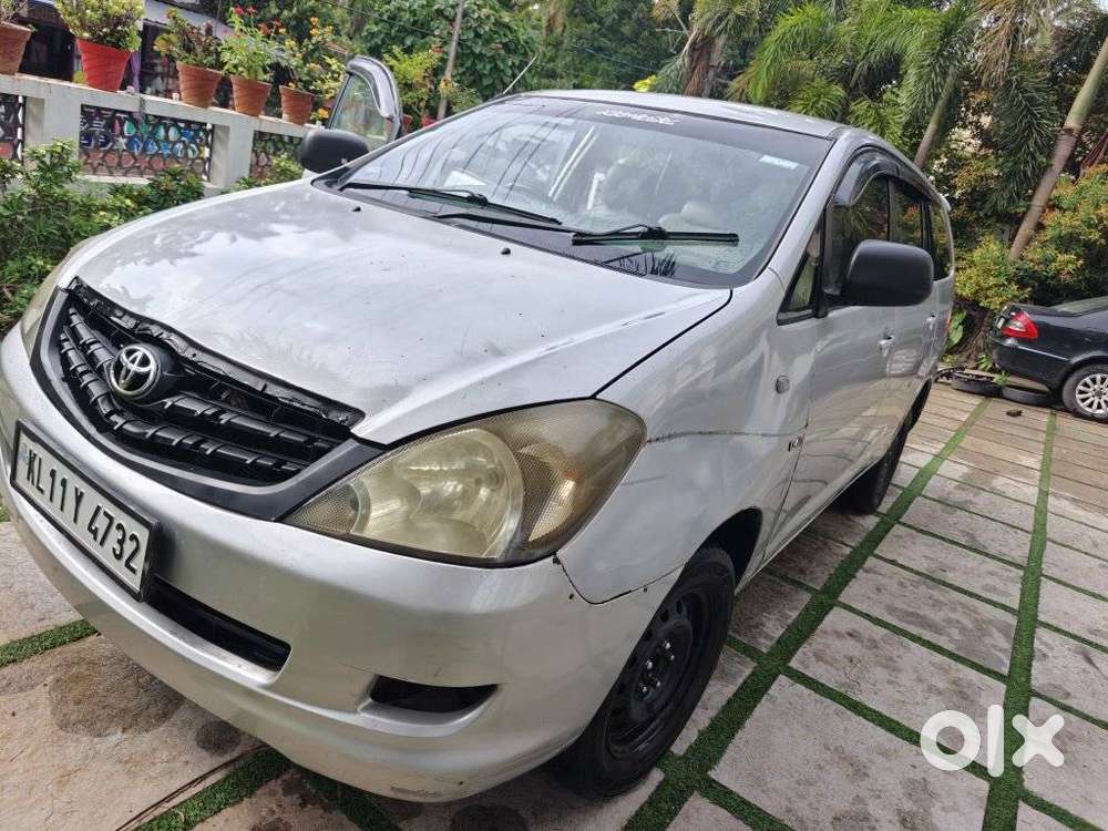 Toyota Innova, 2006