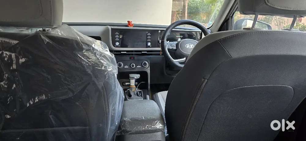 Hyundai Creta Ex (o) Petrol Automatic Ivt 2025 Model