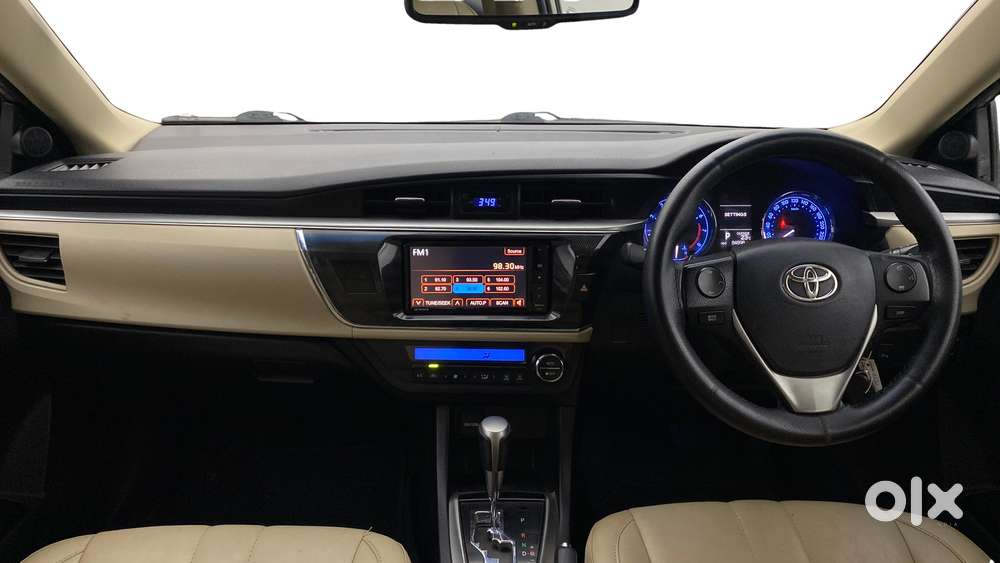 Toyota Corolla Altis [2014-2017] 1.8 G Cvt, 2015, Petrol