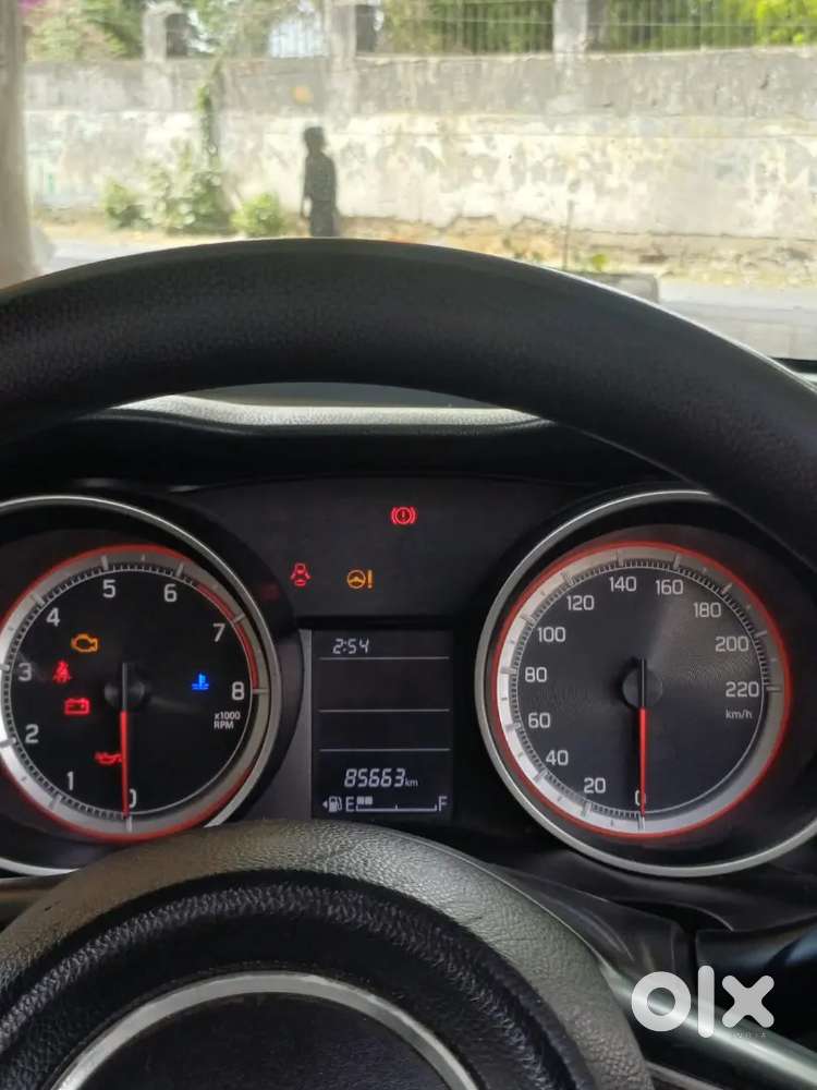 Maruti Suzuki Swift 2023