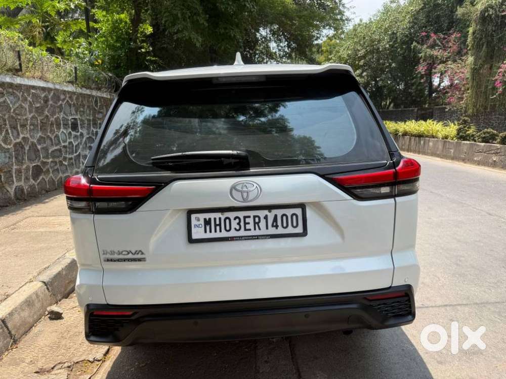 Toyota Innova Hycross Gx (o), 2024, Petrol