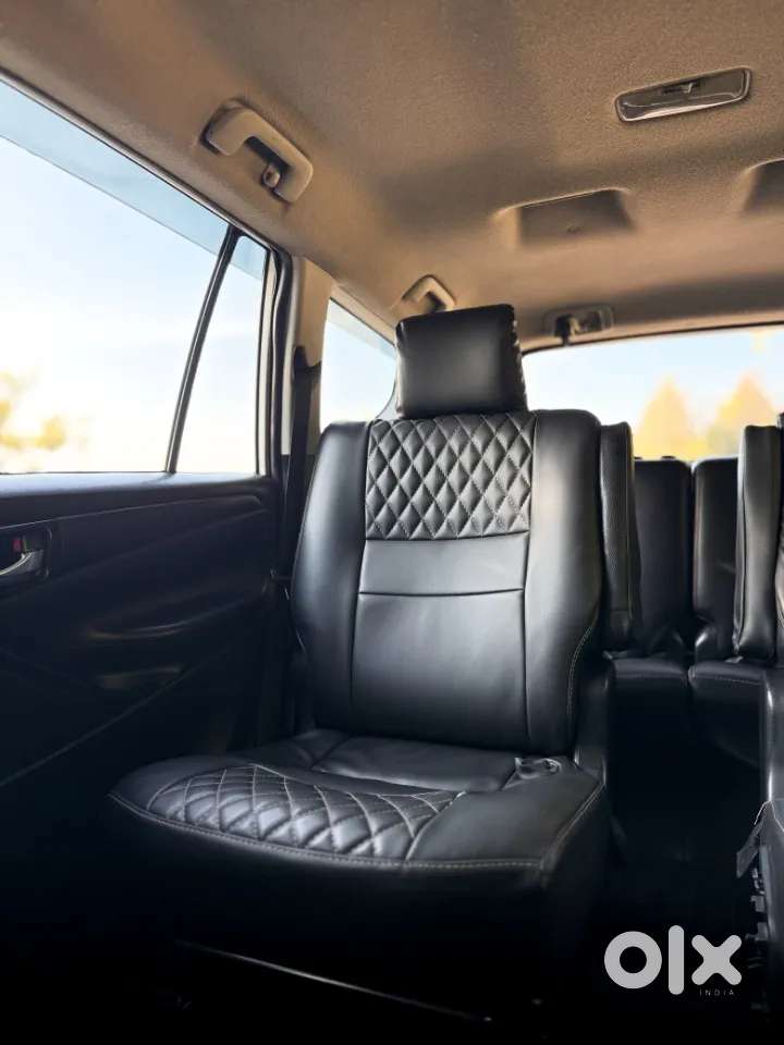 Toyota Innova Crysta 2.4 G Mt 7 Str, 2018, Diesel