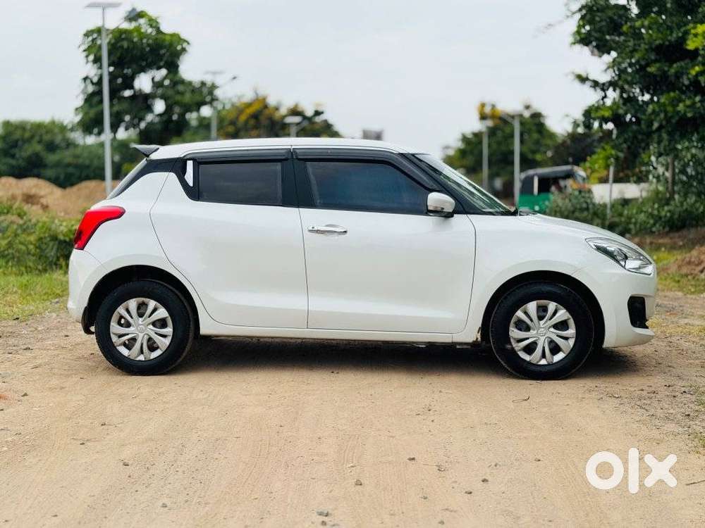 Maruti Suzuki Dzire 1.2 Vxi, 2021, Petrol