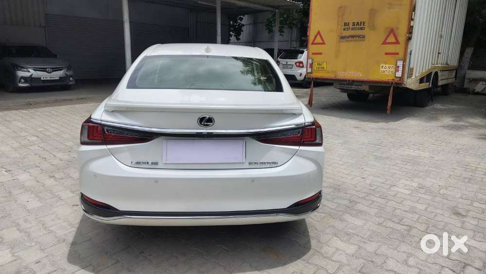 Lexus Es 300h, 2024, Petrol