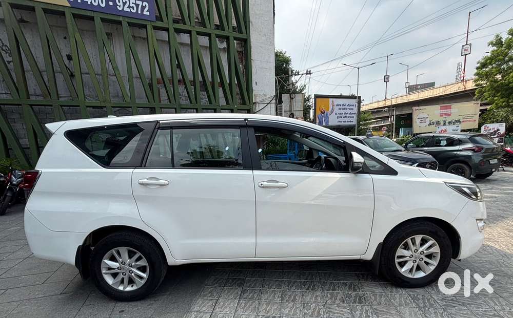 Toyota Innova Crysta 2.4 G Mt 7 Str, 2020, Diesel
