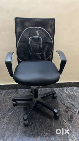 Used chair deals olx