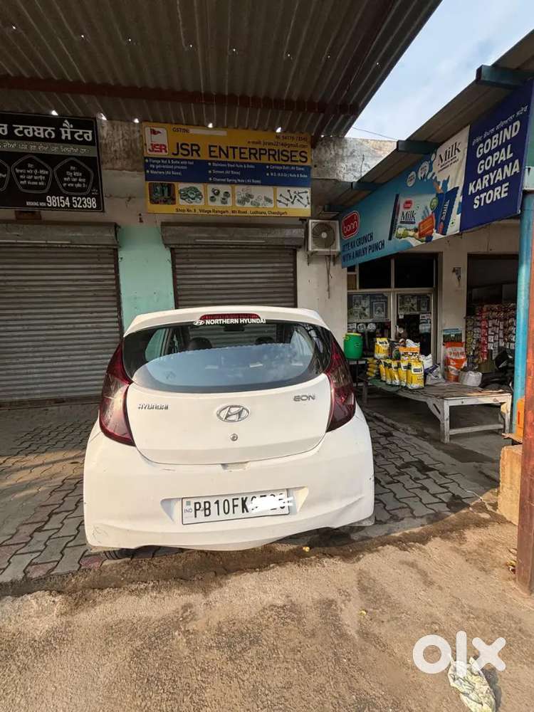 Hyundai Eon Magna 2015 Petrol