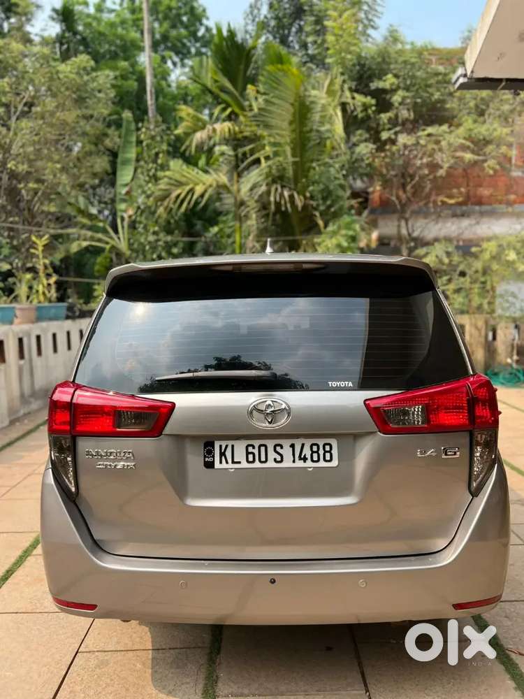 Toyota Innova Crysta 2017