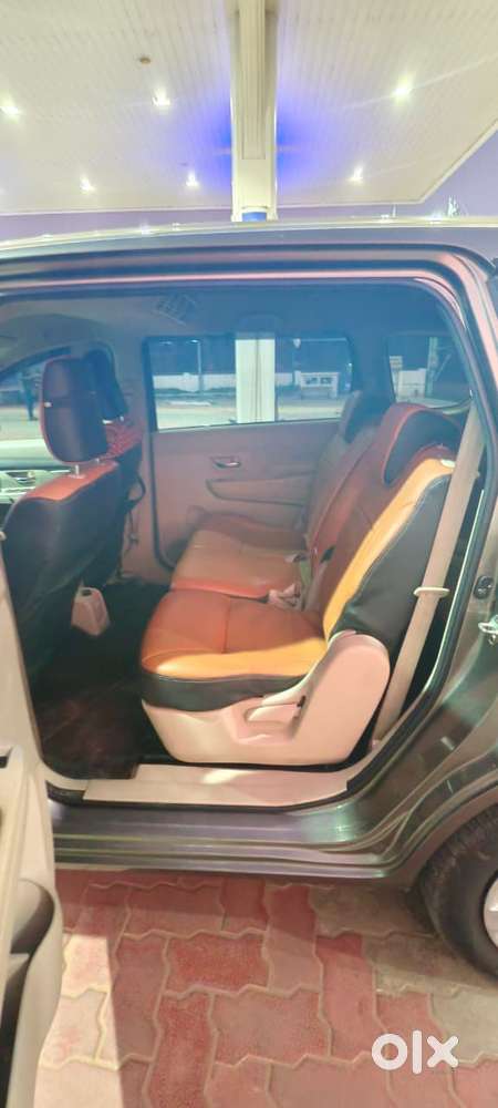 Maruti Suzuki Ertiga Vxi Shvs, 2023, Petrol