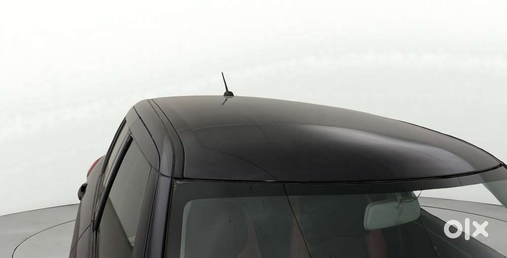 Maruti Suzuki Swift 1.2 Lxi (o), 2017, Petrol