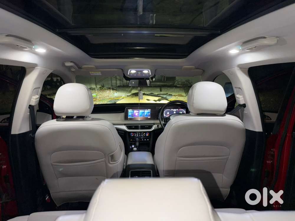 Mahindra Xuv700 Ax7l Diesel Automatic (2022)