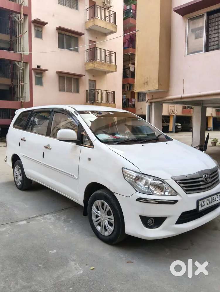Toyota Innova 2.5 G 2013