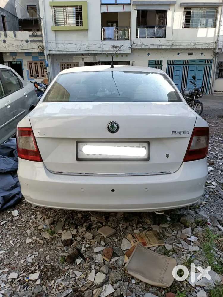 Skoda Rapid 2013 Diesel 85000 Km Driven