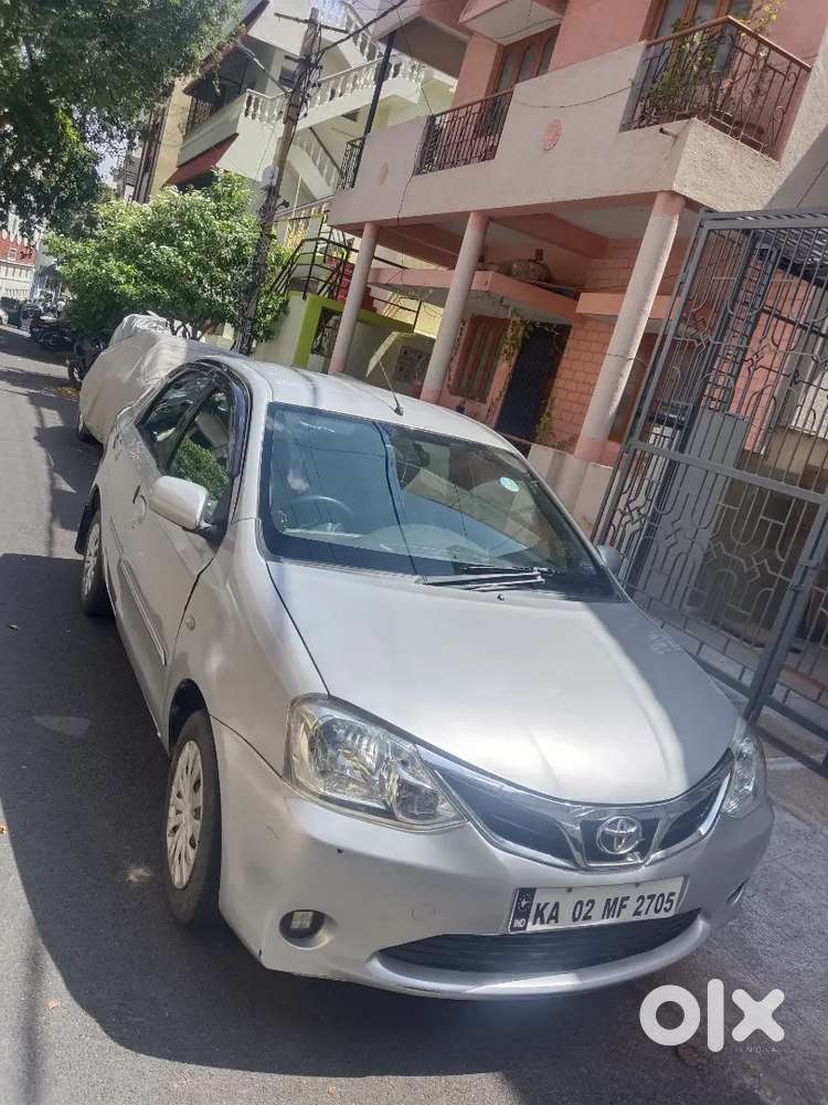 Toyota Etios 2011 Manual 95000 Km
