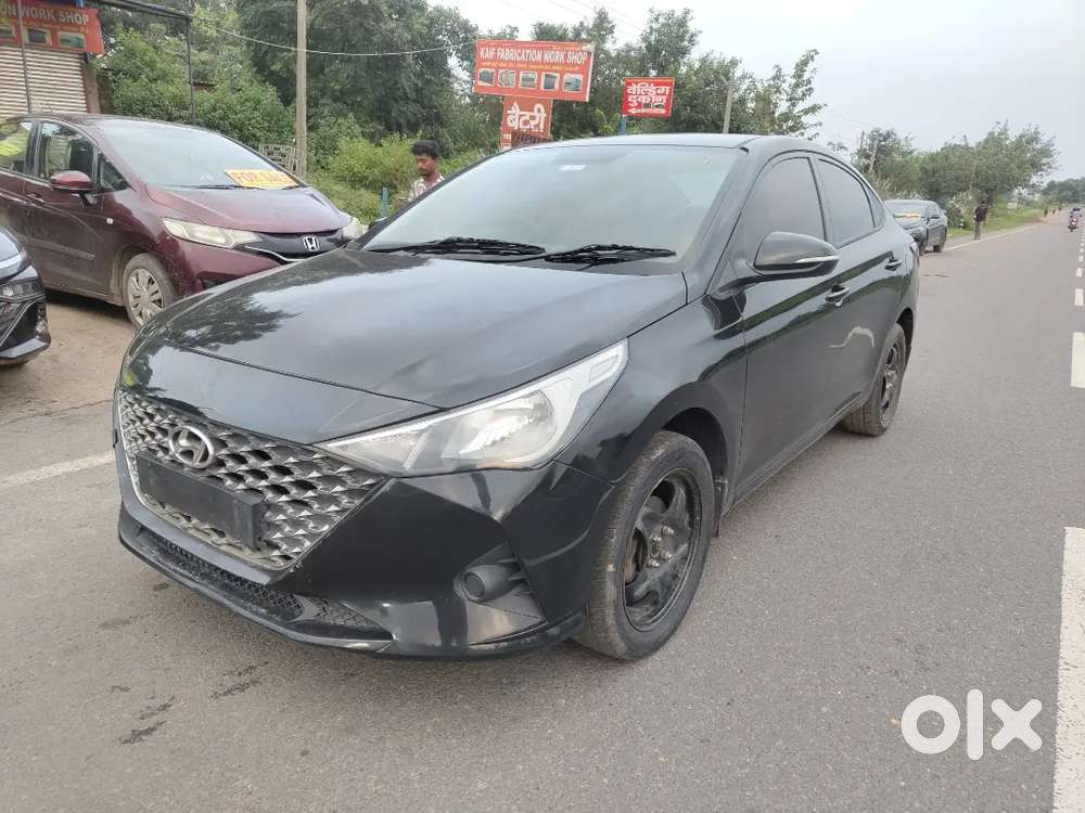 Hyundai Verna 1.5 Petrol 2021