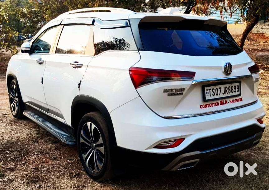 Mg Hector Plus, 2023