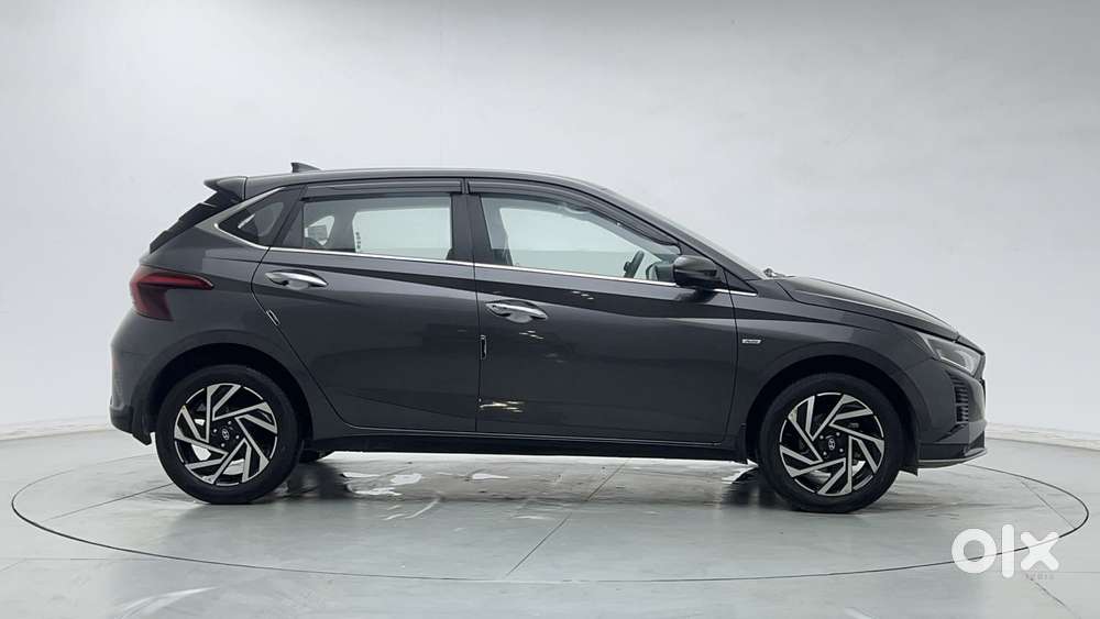 Hyundai New I20 1.2 Asta (o) Ivt, 2025, Petrol