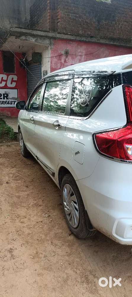 Maruti Suzuki Ertiga 1.5 2025