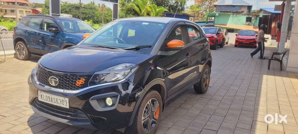 Tata Nexon Kraz Plus Amt, 2020, Petrol
